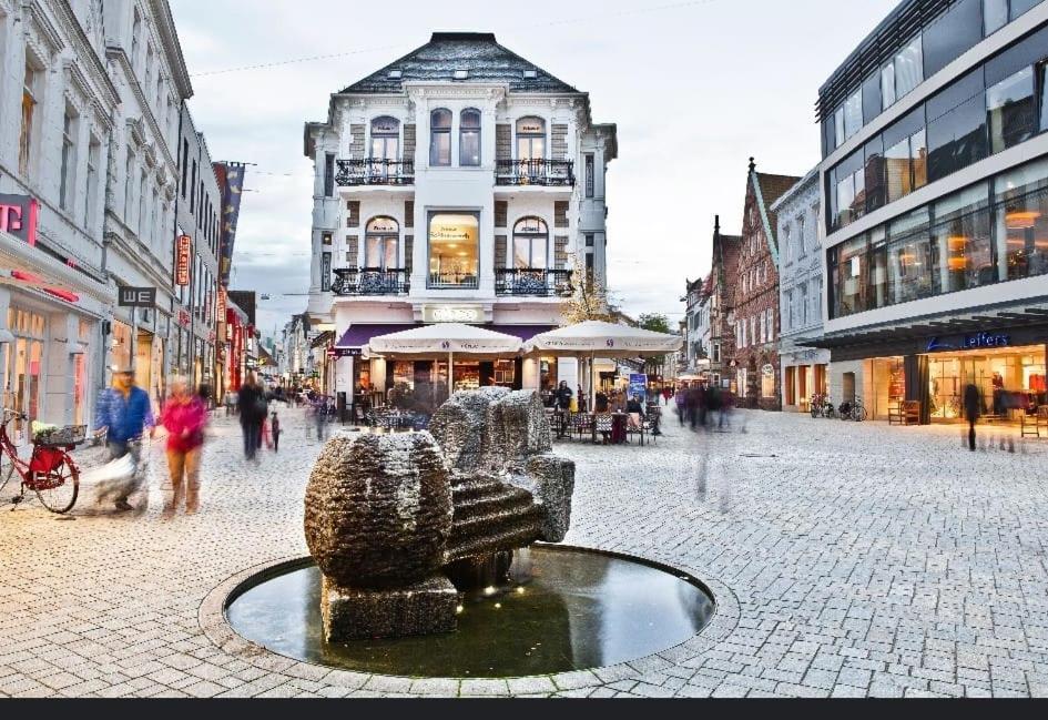 Hafenperle Ferienwohnung Am Alten Stadthafen In Oldenburg - Zentrale City Lage 외부 사진